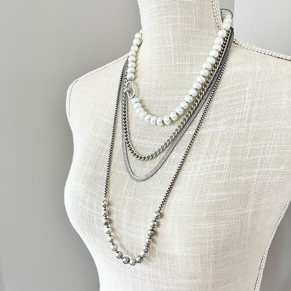 NEW Chico's Silver Chain & Faux Pearl Convertible Layered Necklace - Picture 4 of 8